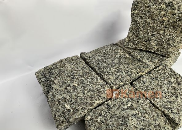 Žulové kostky 8x15x17 šedé